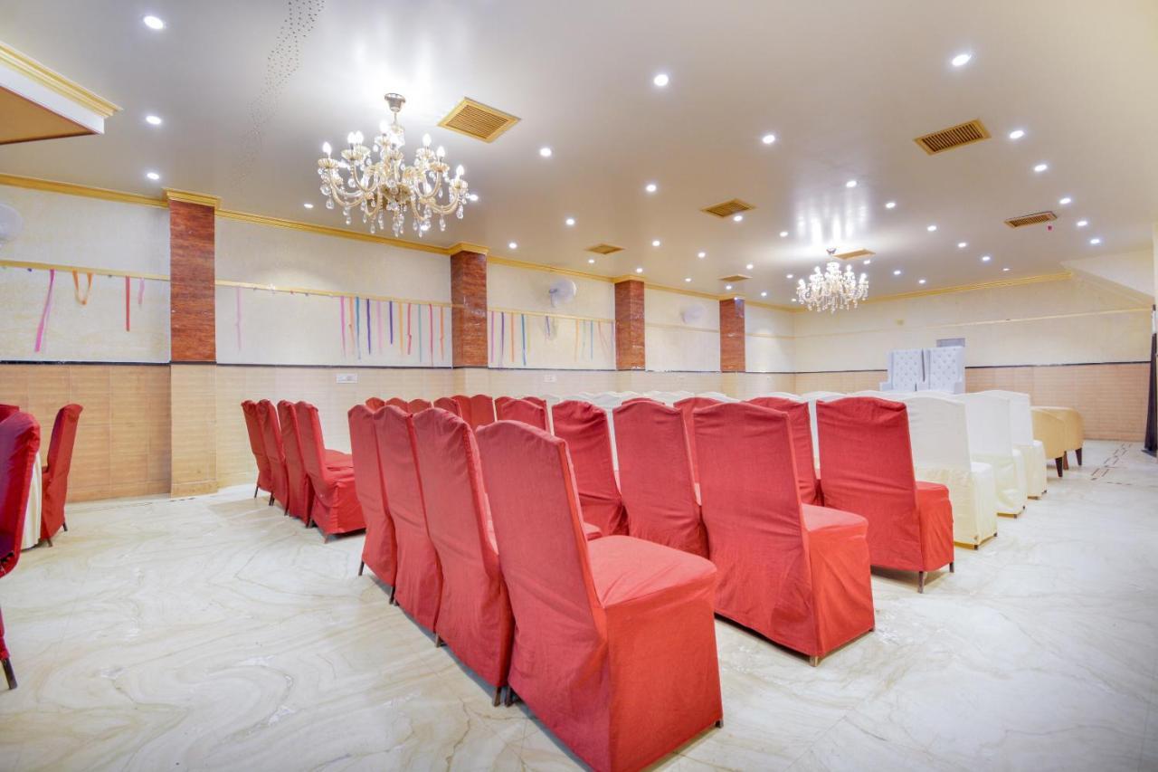 Oyo 46616 Hotel Abhinandan Jind Exterior photo