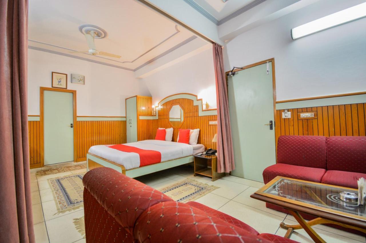 Oyo 46616 Hotel Abhinandan Jind Exterior photo